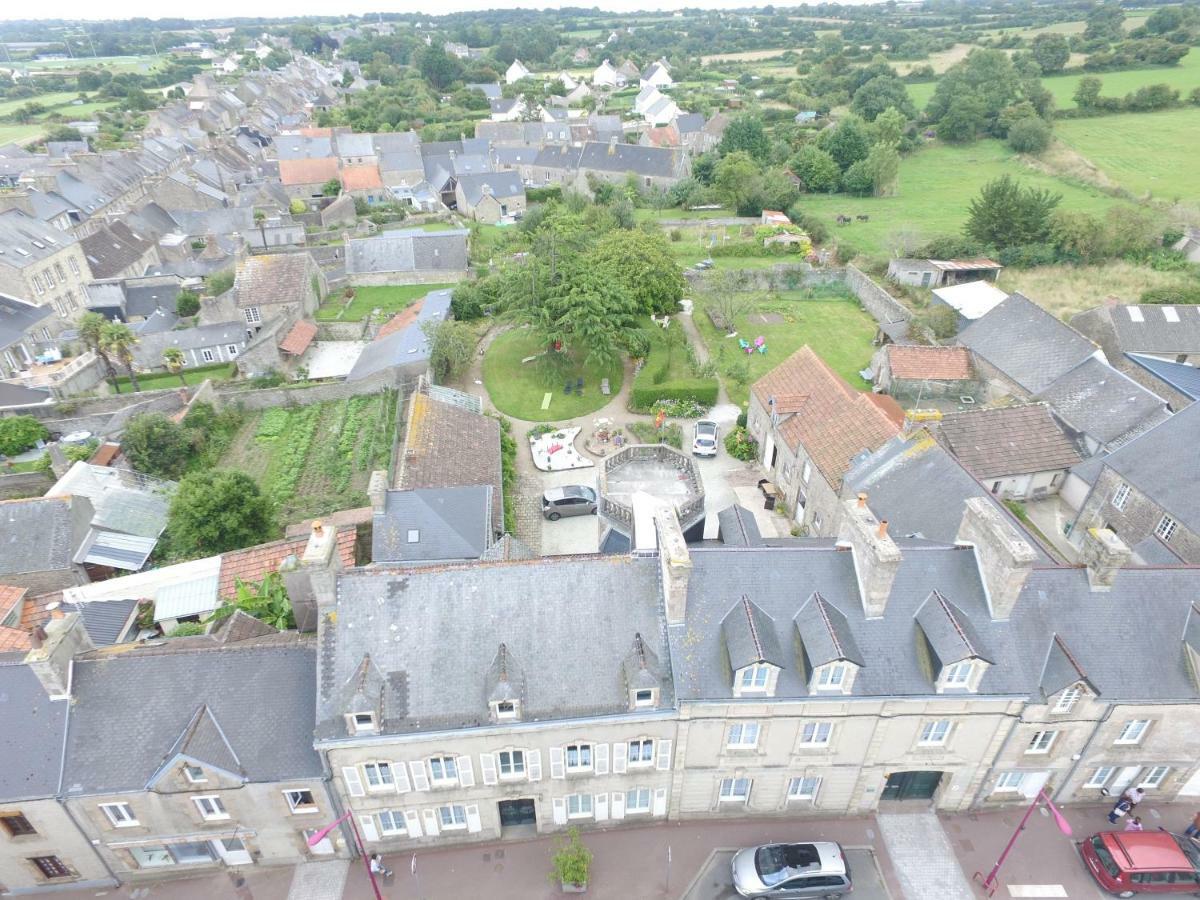 La Tourelle En Normandie Saint-Pierre-Eglise Экстерьер фото